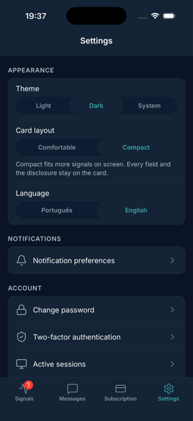 Settings screen showing theme, card layout, and language options